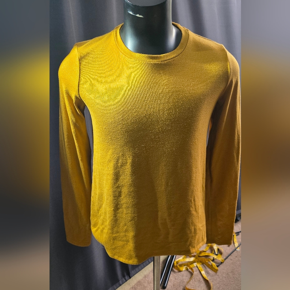 American Eagle Outfitters Mustard Yellow Long Sleeve Tee